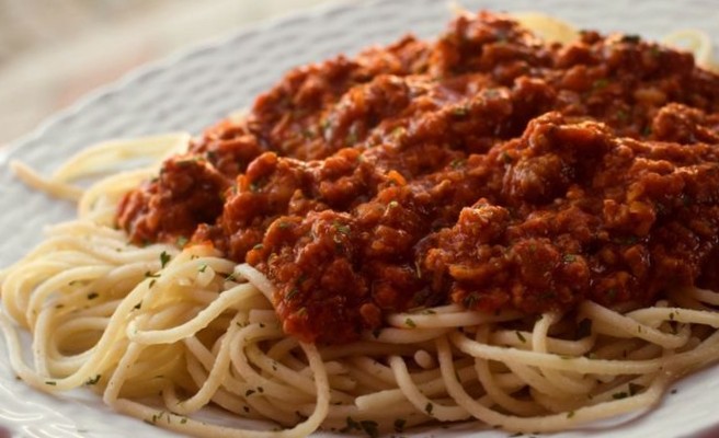 spaghetti-bolognese